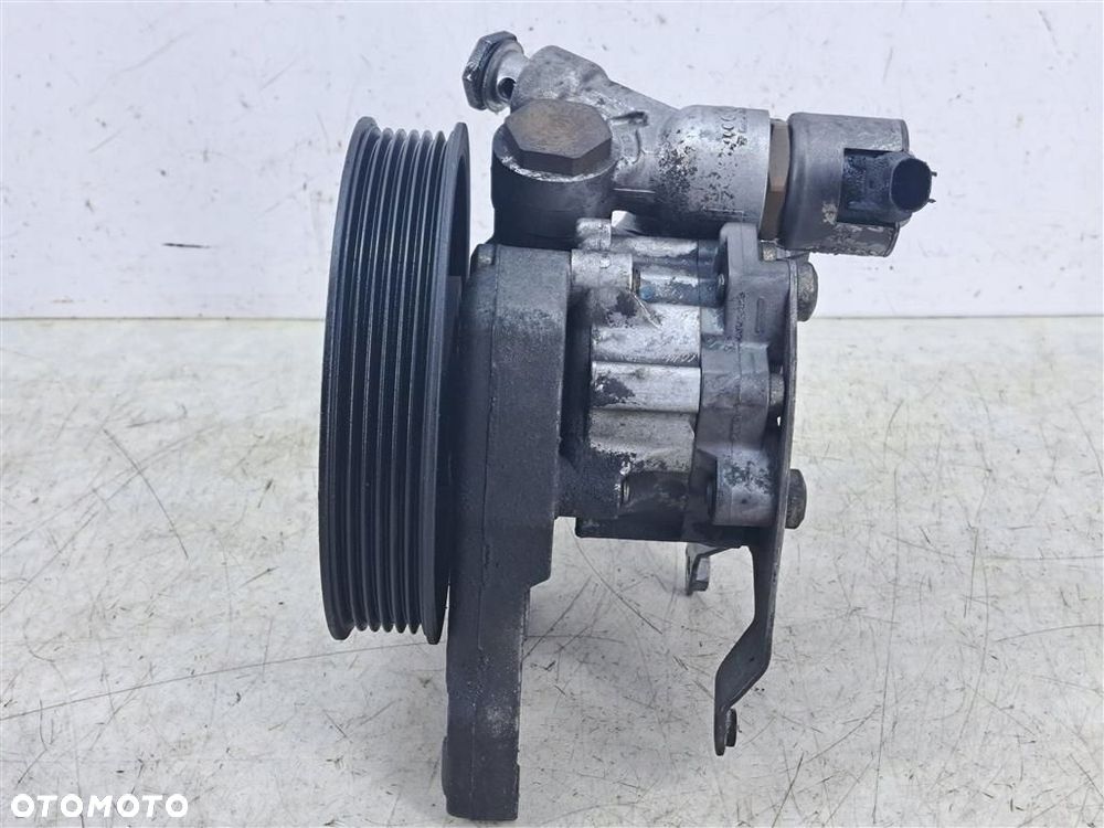 Pompa wspomagania BMW E60 2003-2010 3,0 DIESEL 7697974102 ORYGINAŁ - 4