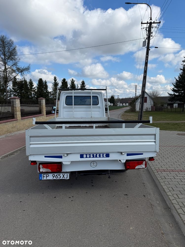 Mercedes-Benz Sprinter - 9