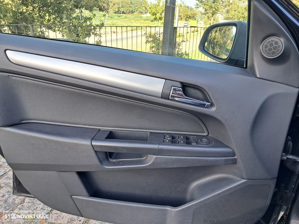 Opel Astra 1.7 CDTi Cosmo ecoFLEX - 21