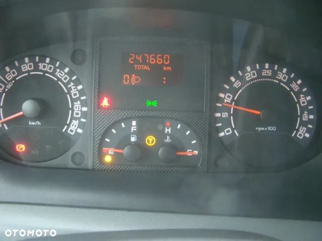 Iveco DAILY 40 C 18 3.0TDI WINDA - 21