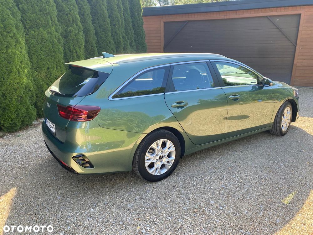 Kia Ceed 1.6 CRDi (48V Mild-Hybrid) Vision - 10