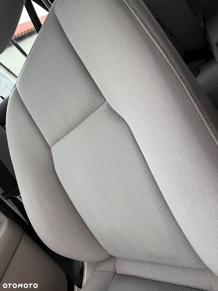 Mercedes-Benz Klasa C - 34