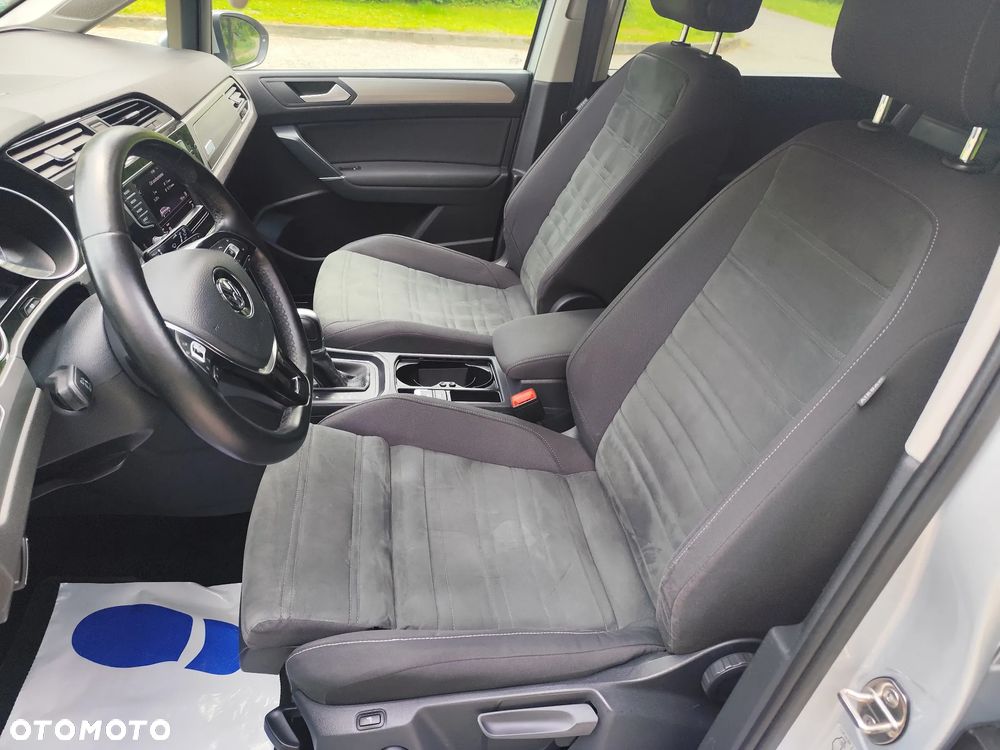 Volkswagen Touran 2.0 TDI SCR (BlueMotion Technology) DSG Highline - 23