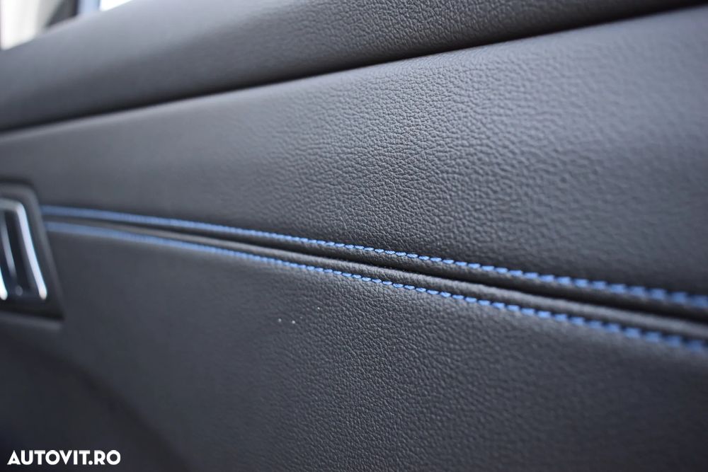 BMW Seria 3 320i Aut. M Sport - 28