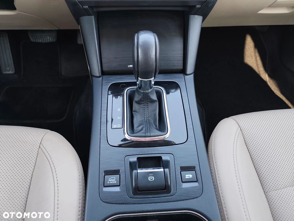 Subaru Outback 2.0D Exclusive Lineartronic - 31