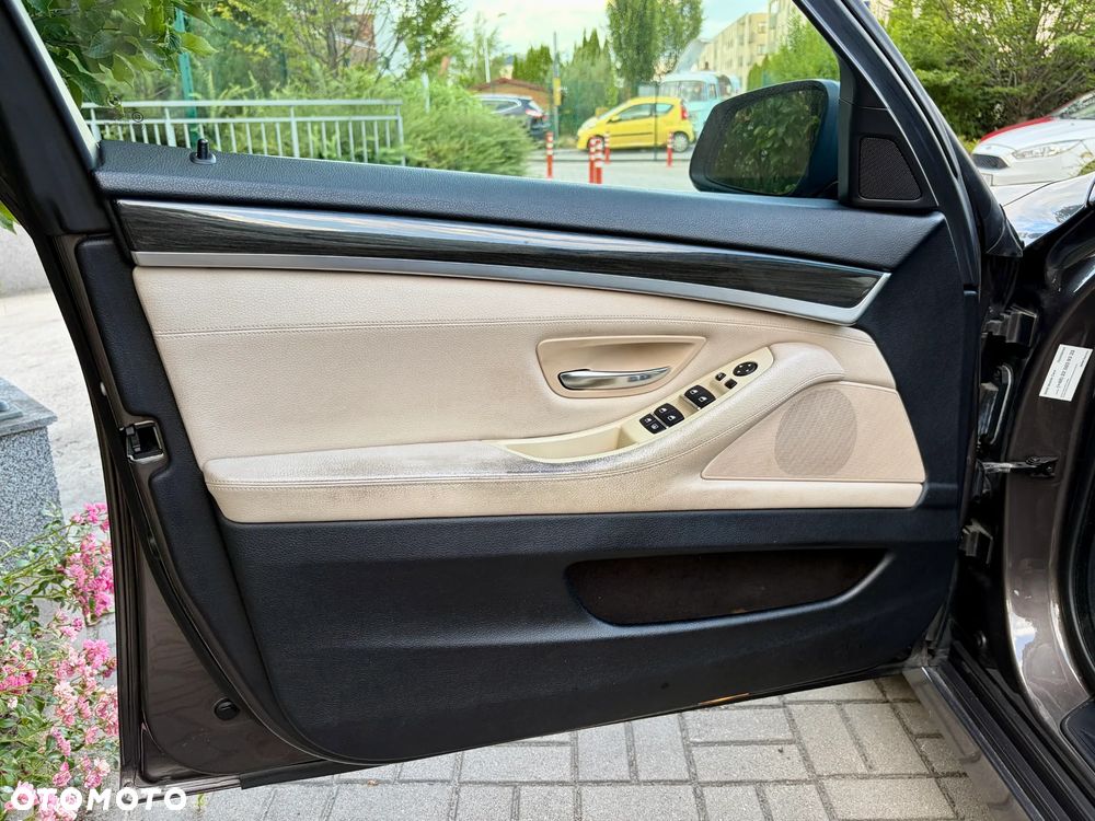 BMW Seria 5 - 16
