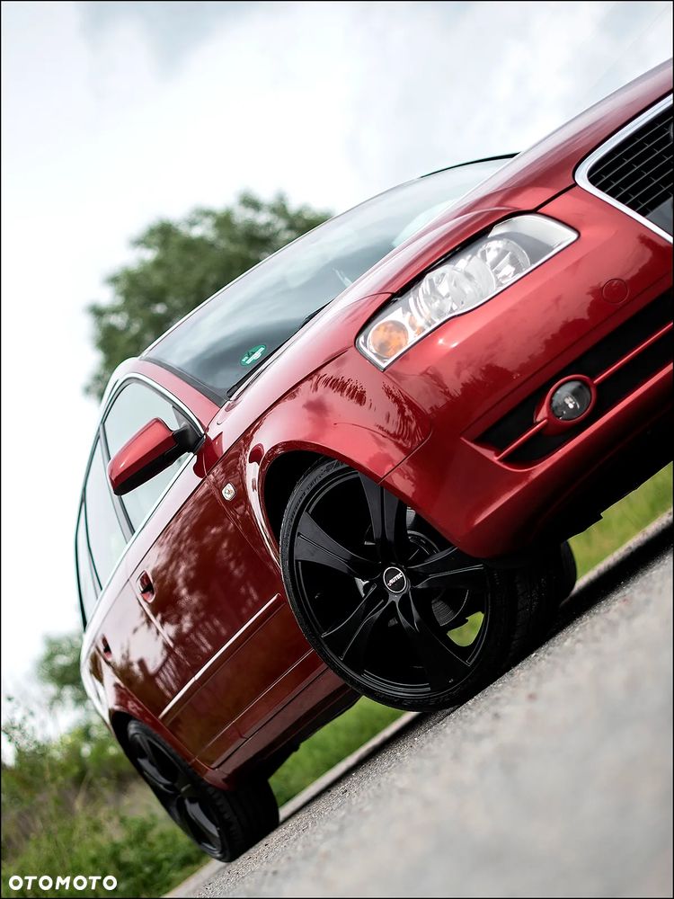 Audi A4 Avant - 16