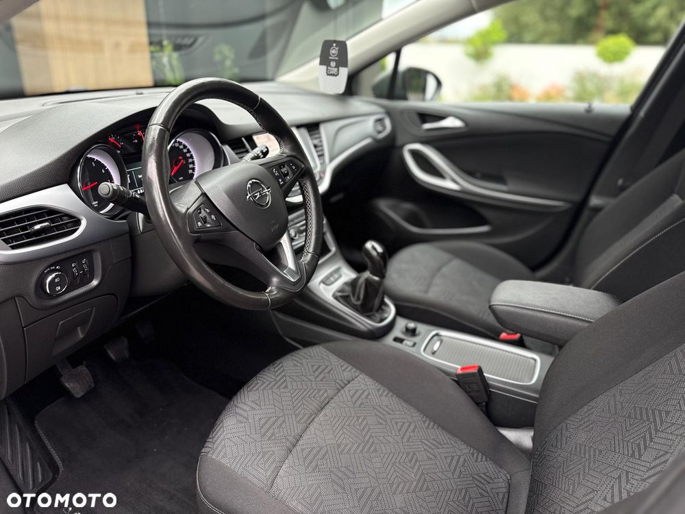Opel Astra 1.4 Turbo Active - 10
