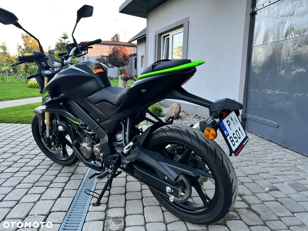 QJMOTOR SRK 125S - 4