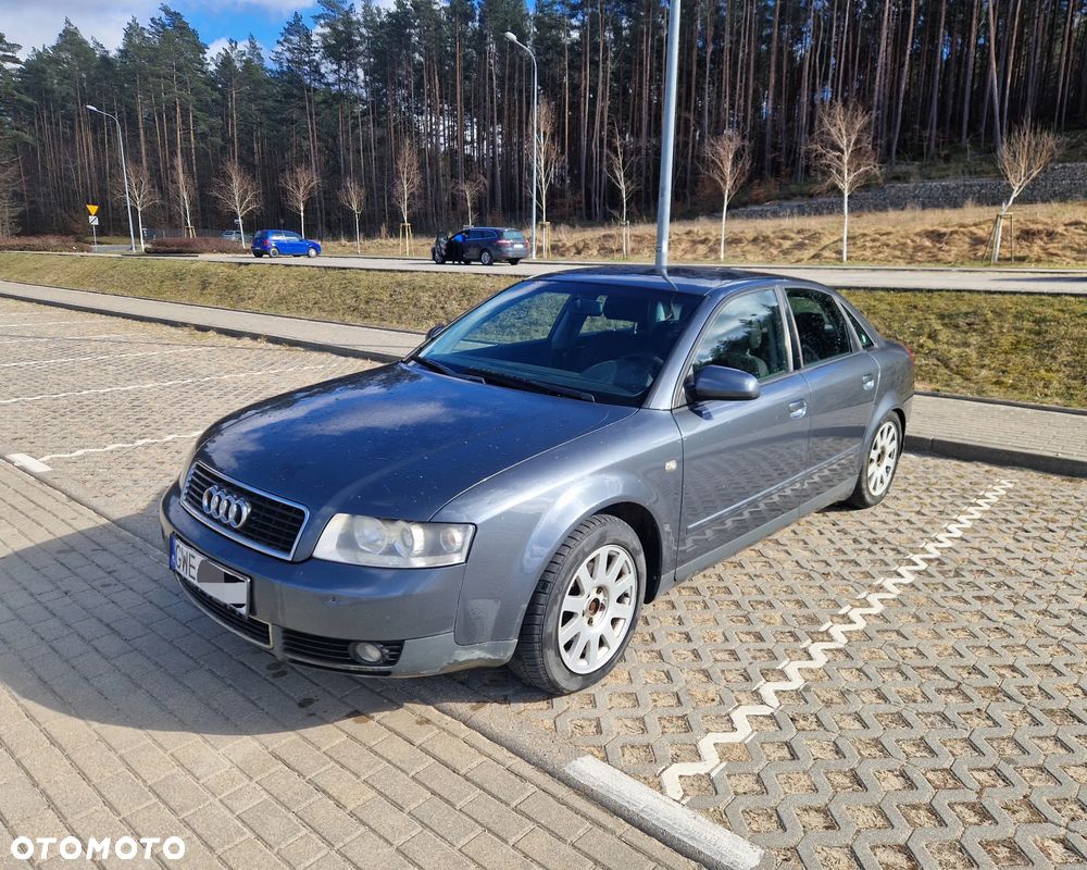 Audi A4 Avant - 1