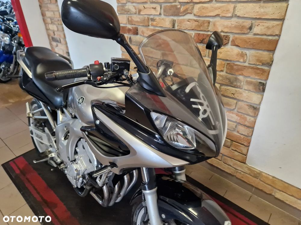 Yamaha FZ6 - 26