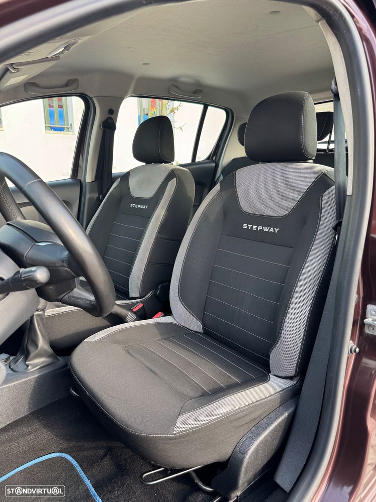 Dacia Sandero 1.5 dCi Stepway - 13