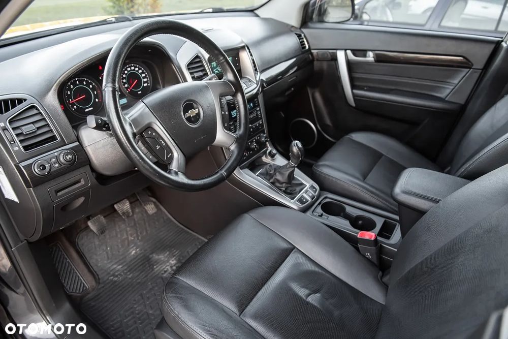 Chevrolet Captiva - 16