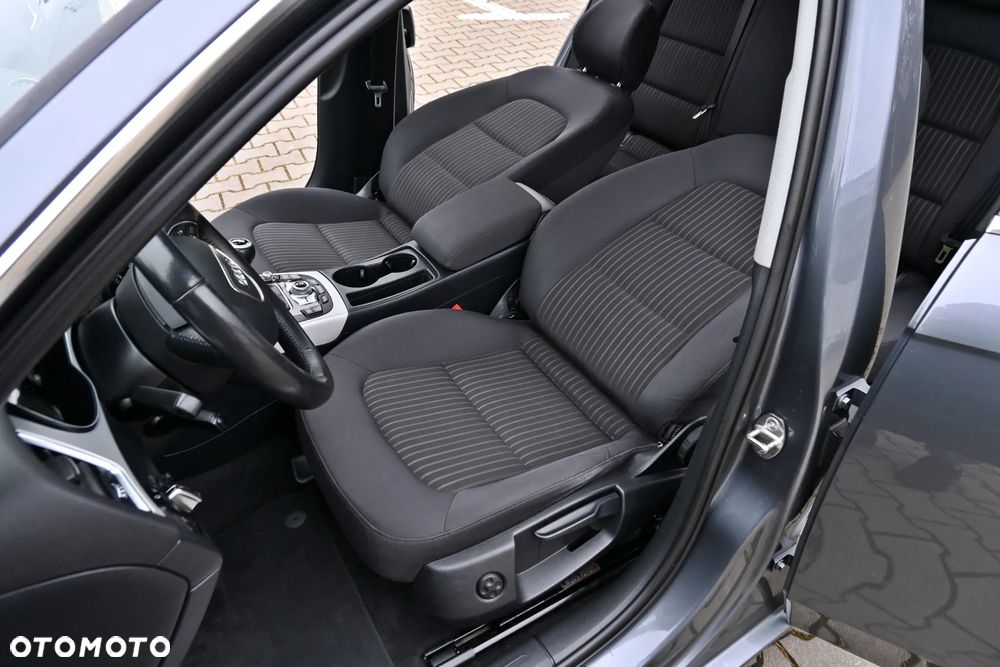 Audi A4 Avant 2.0 TDI clean diesel - 29