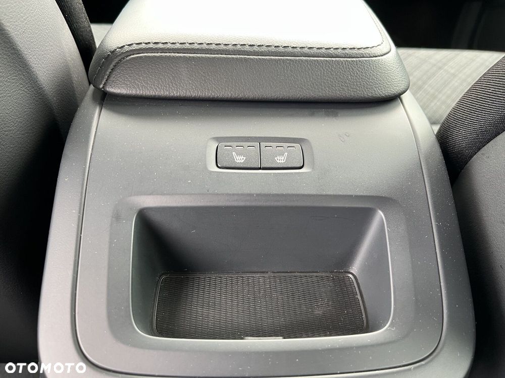Volvo XC 60 B4 D Core - 17