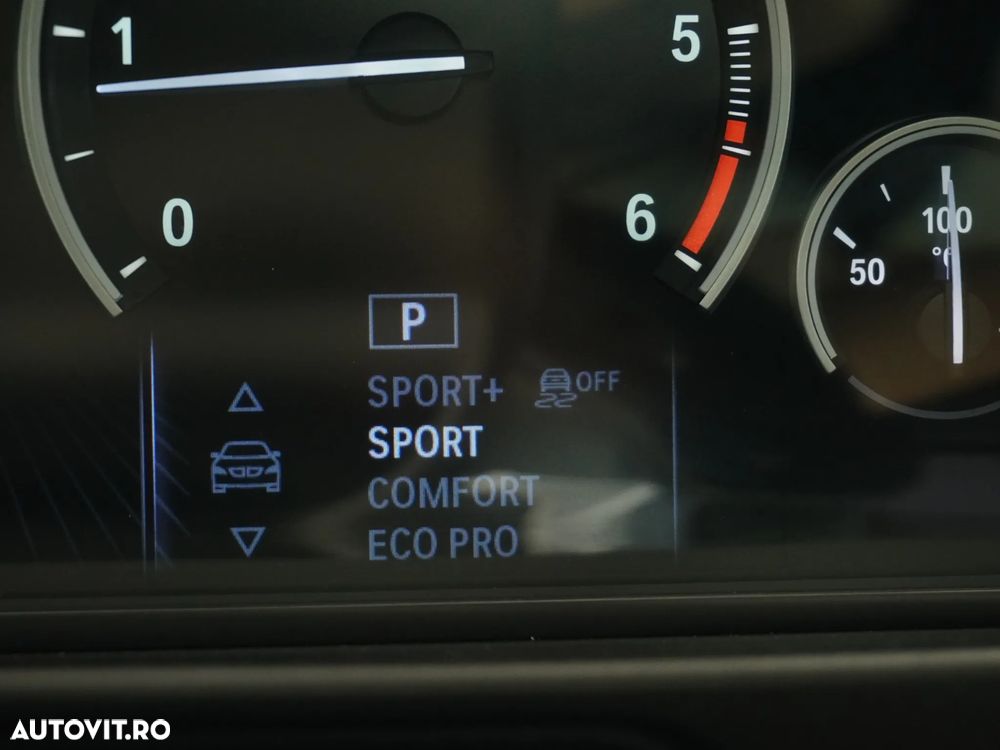 BMW Seria 5 520d Sport-Aut. - 31