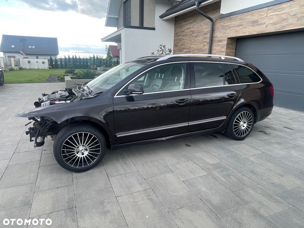 Skoda Superb 2.0 TDI Elegance - 2