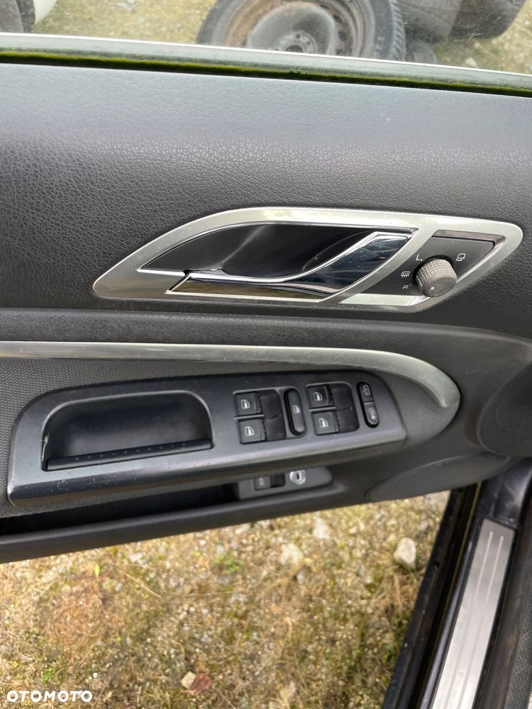 Skoda Superb 2.0 TDI DPF Exclusive - 6