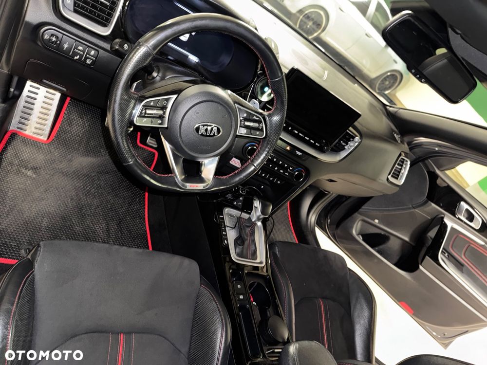 Kia ProCeed 1.6 T-GDI GT DCT - 4