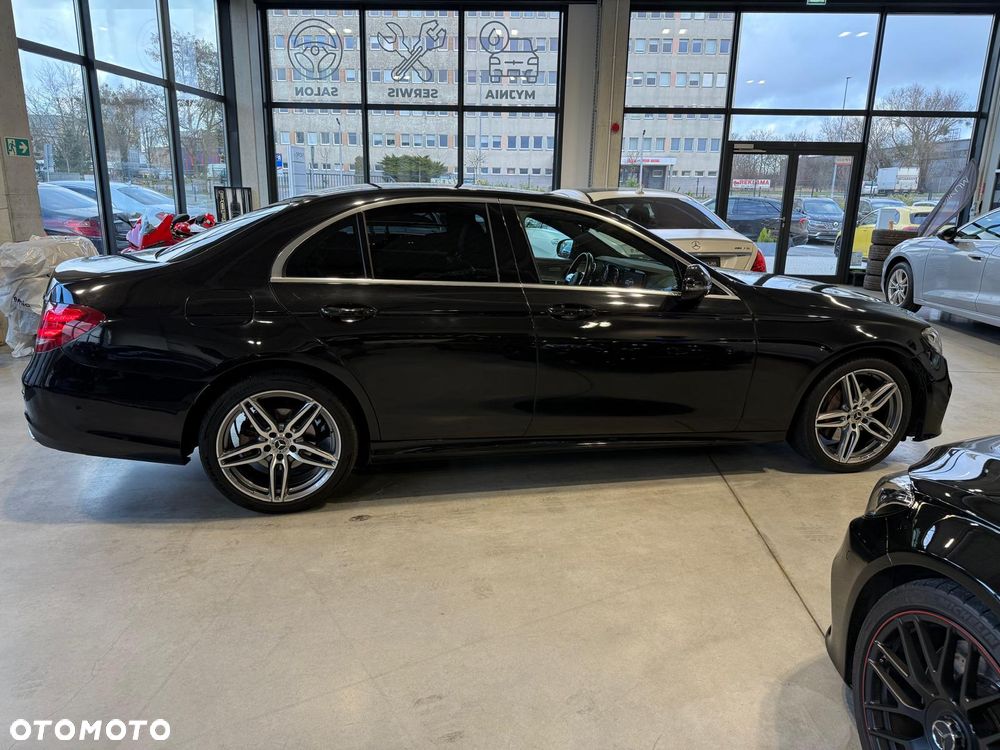 Mercedes-Benz Klasa E 220 d 9G-TRONIC AMG Line - 22