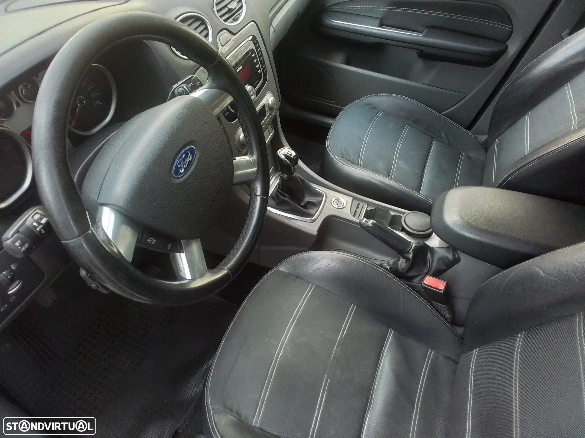 Ford Focus SW 1.6 TDCi Titanium - 12