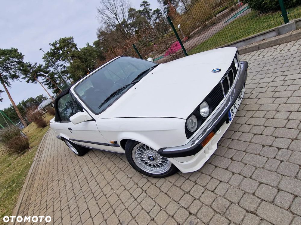 BMW Seria 3 320i - 9