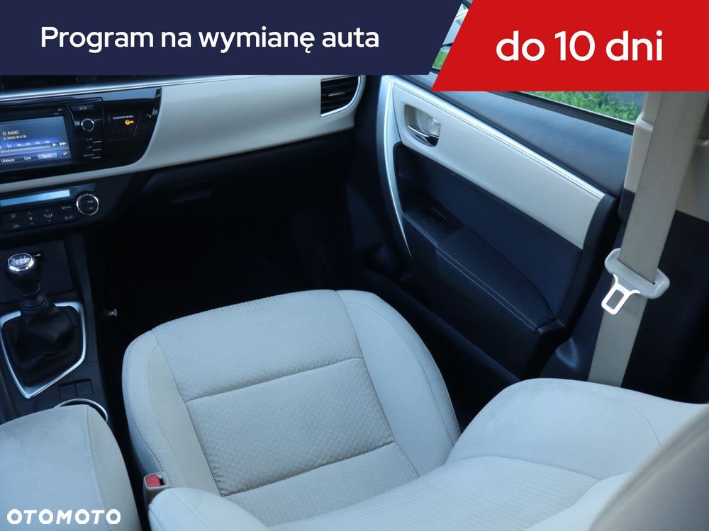 Toyota Corolla - 10