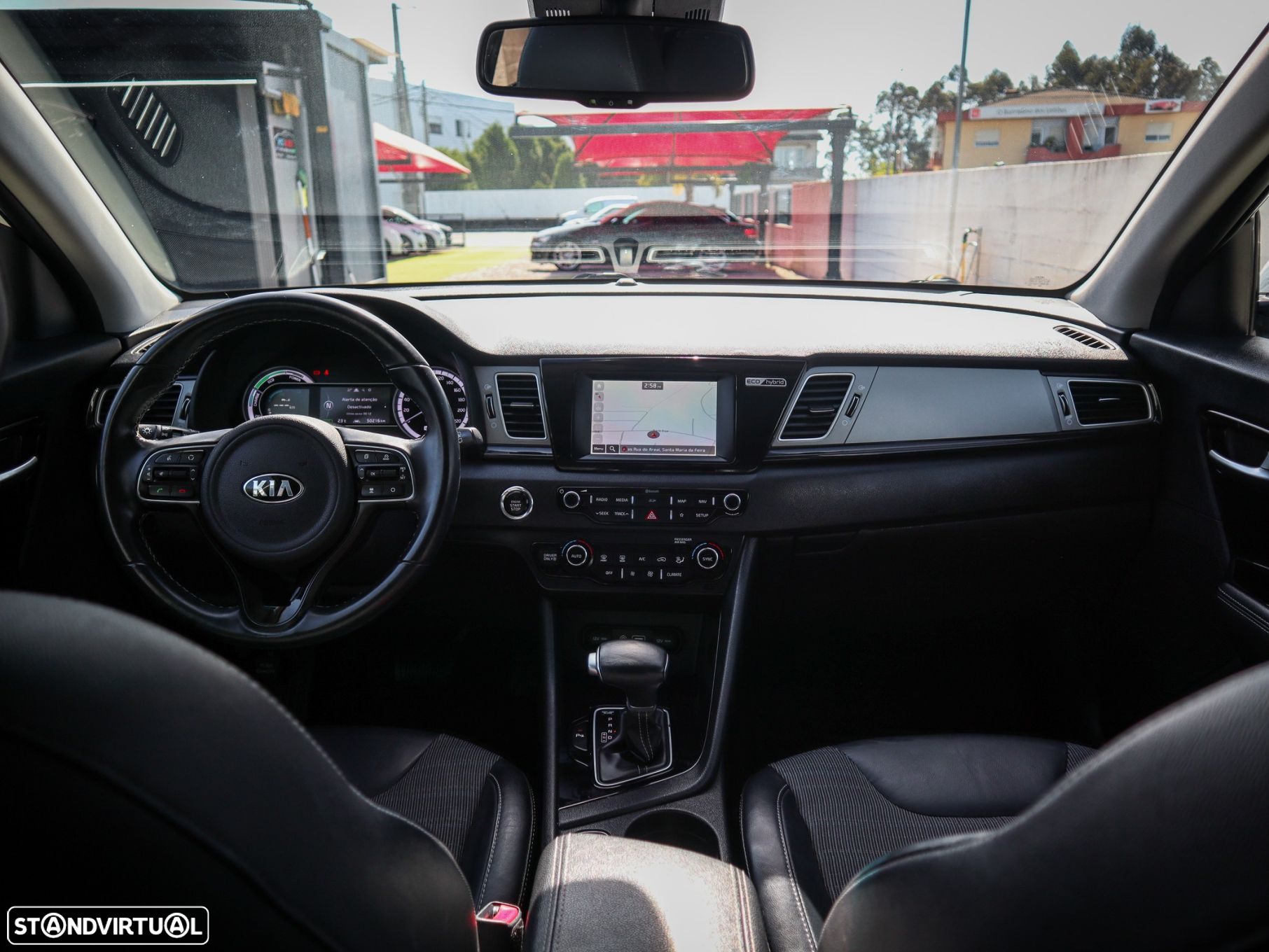 Kia Niro 1.6 GDi HEV TX - 24