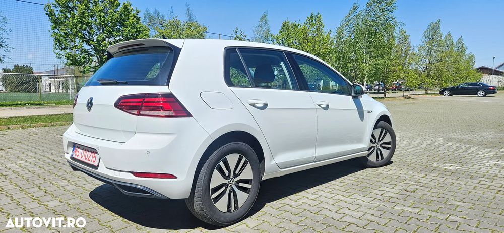 Volkswagen e-Golf - 3