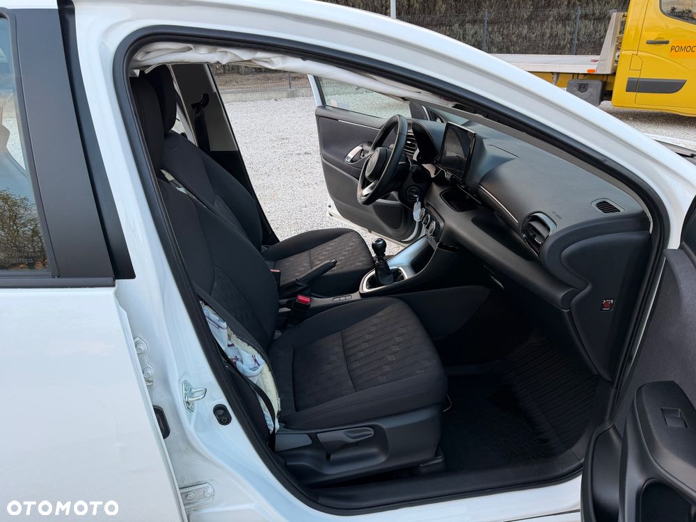 Toyota Yaris 1.5 Comfort - 30