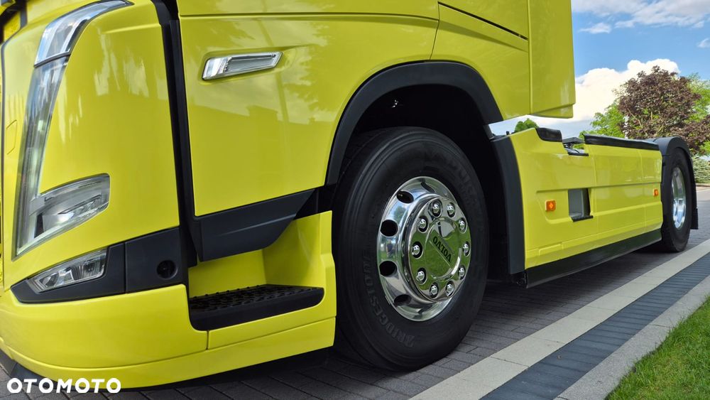 Volvo VOLVO///FH///500///2023/// GLOBETROTTER///XXL///FULL  LED///VIRTUAL COCPIT/// TABLET///KAMERA///WAGA/// KLIMATYZACJA POSTOJOWA/// ZABUDOWY MIĘDZYOSIOWE/// ALUFELGI///STAN BARDZO DOBRY - 13