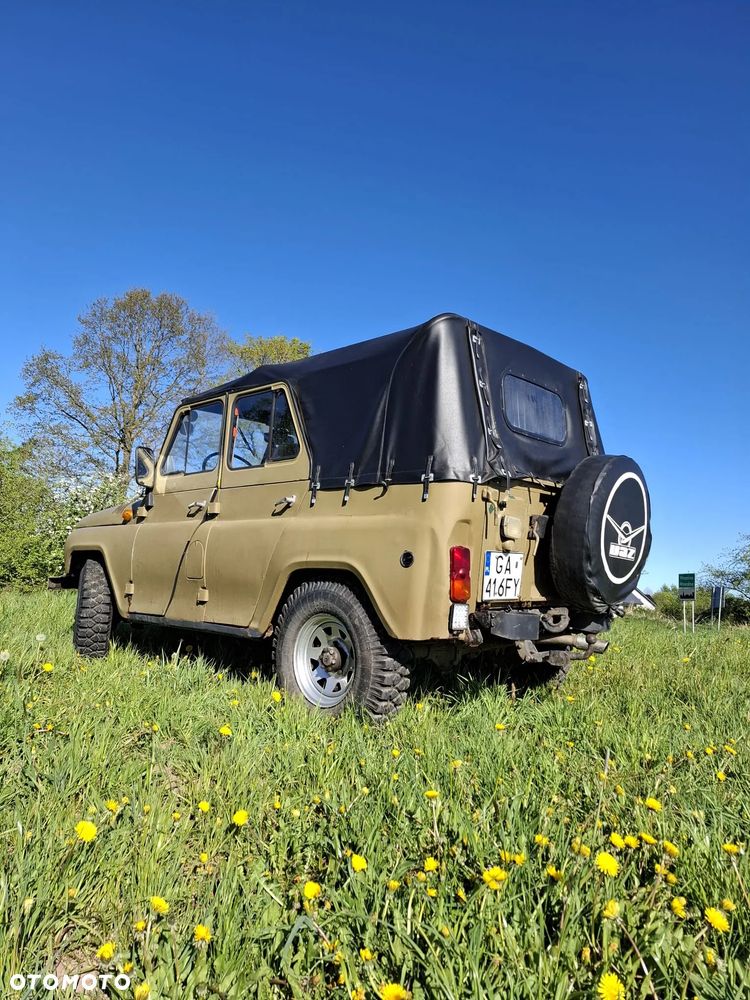Uaz 469 B - 14