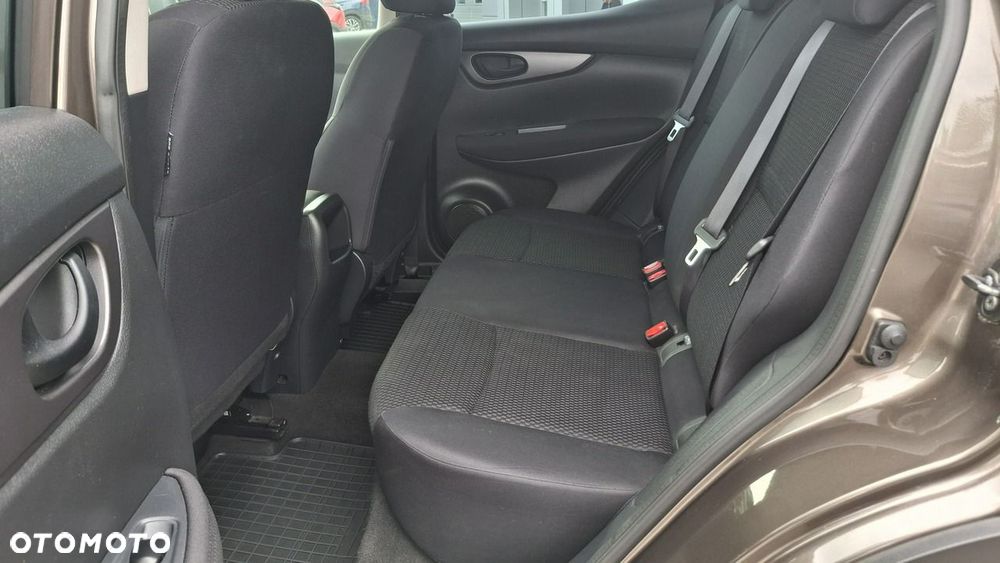 Nissan Qashqai - 10