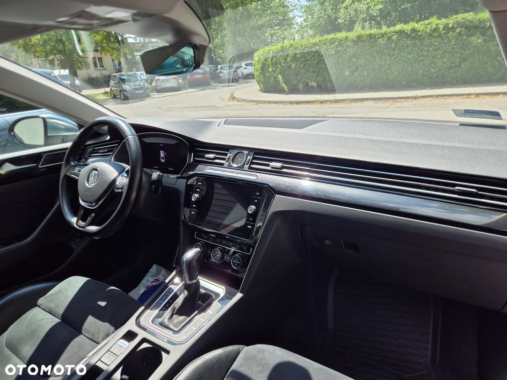 Volkswagen Arteon 2.0 TDI SCR Elegance DSG - 9