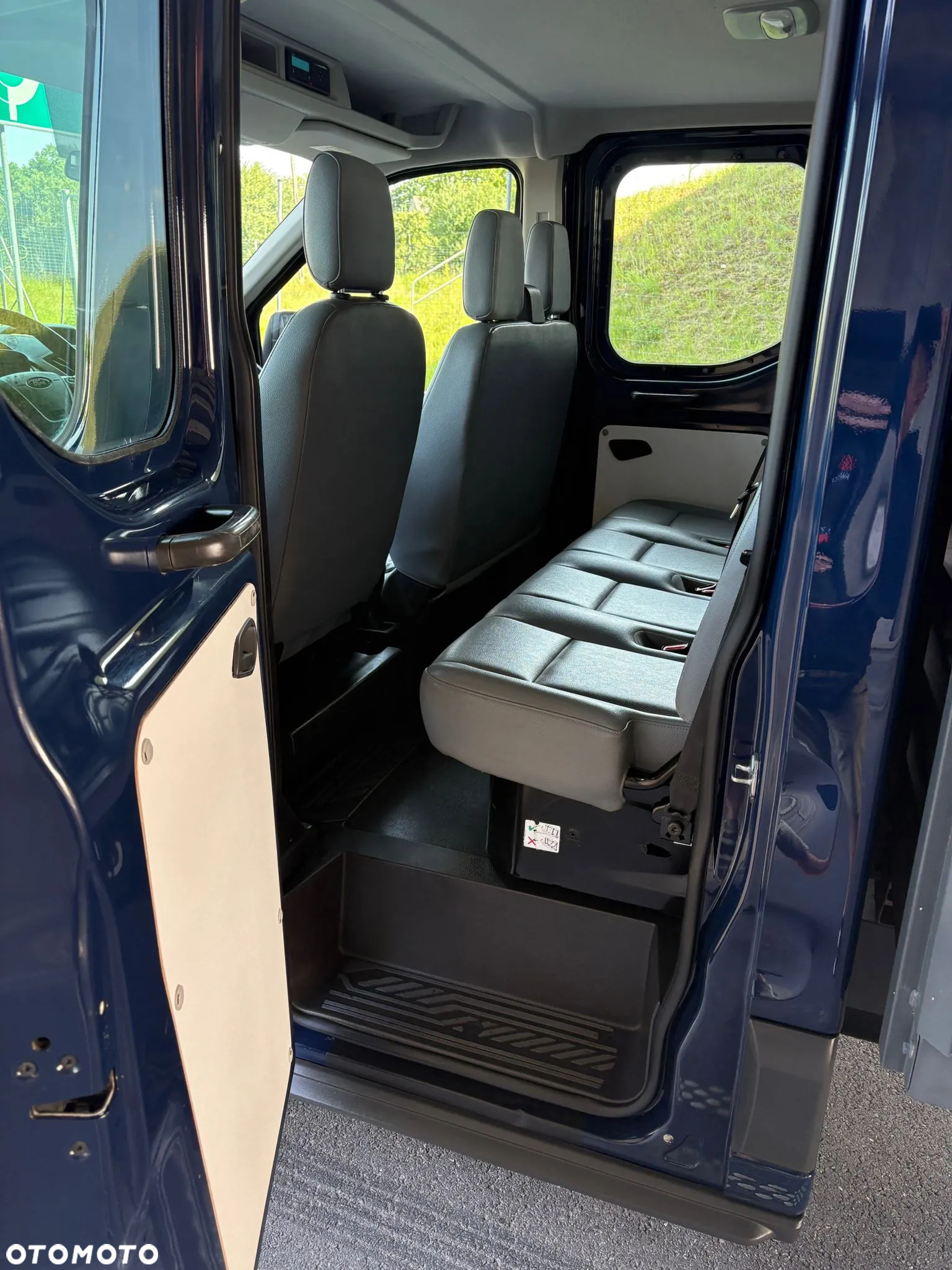 Ford Transit - 13