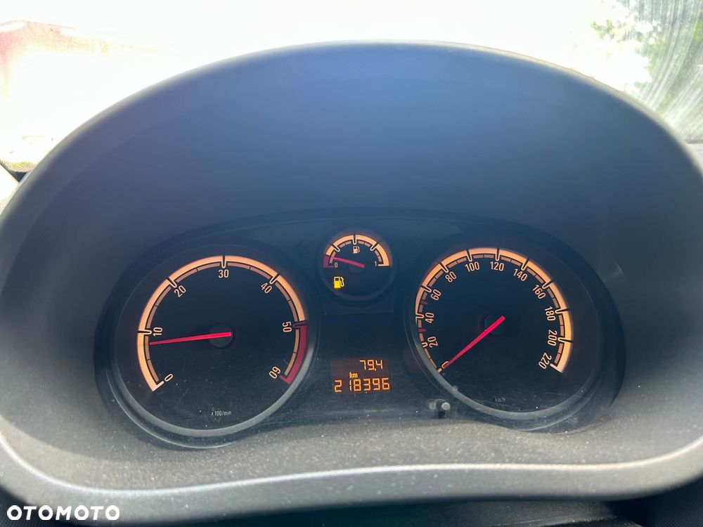 Opel Corsa - 30
