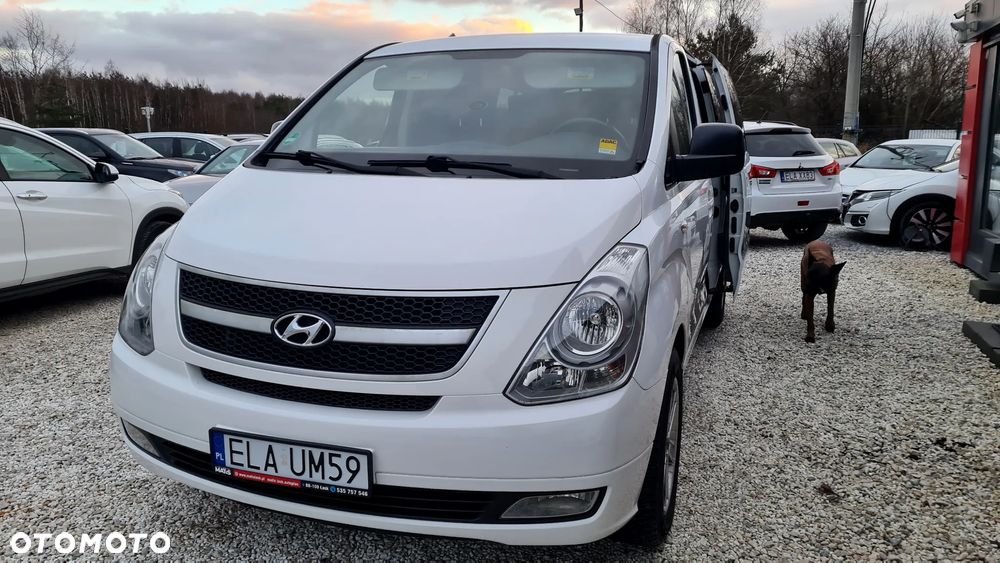 Hyundai H-1 2.5 CRDi Travel Family - 30