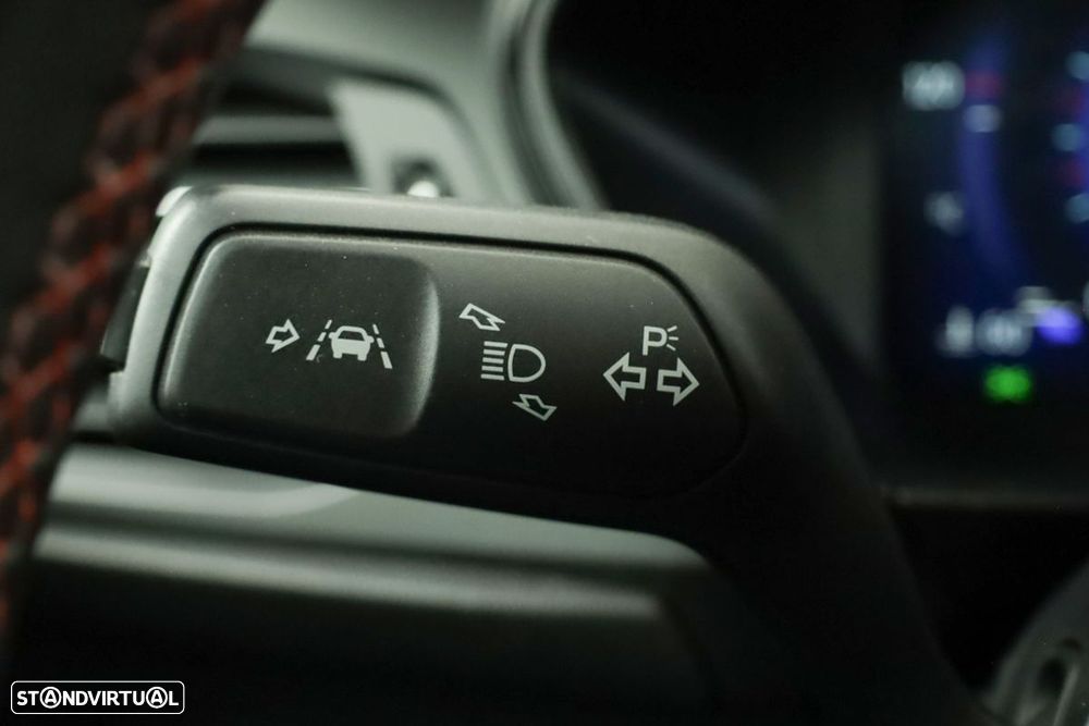 Ford Focus SW 1.0 EcoBoost MHEV ST-Line Aut. - 17