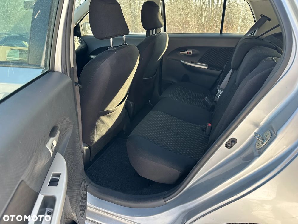 Toyota Urban Cruiser 1.33 Sol - 9