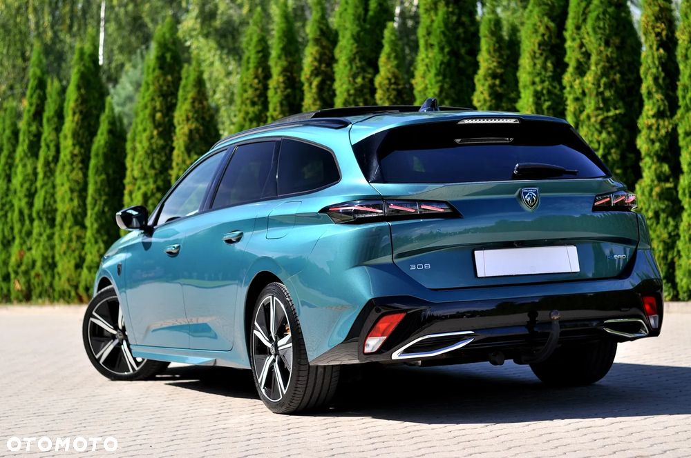 Peugeot 308 180 e-EAT8 GT - 11