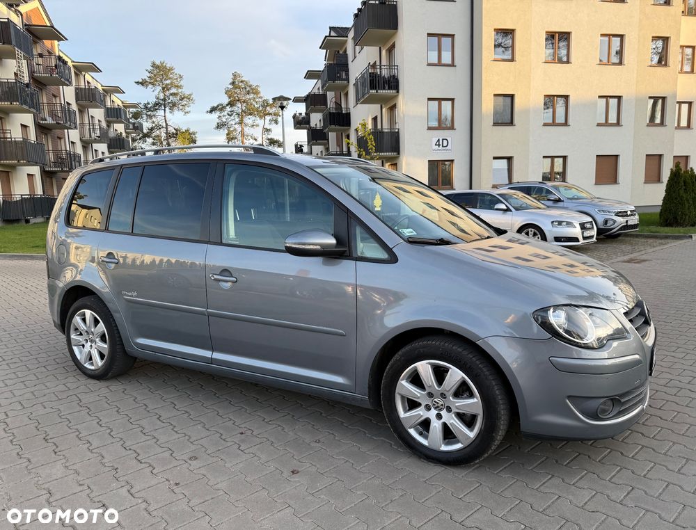Volkswagen Touran 1.9 TDI Freestyle - 3