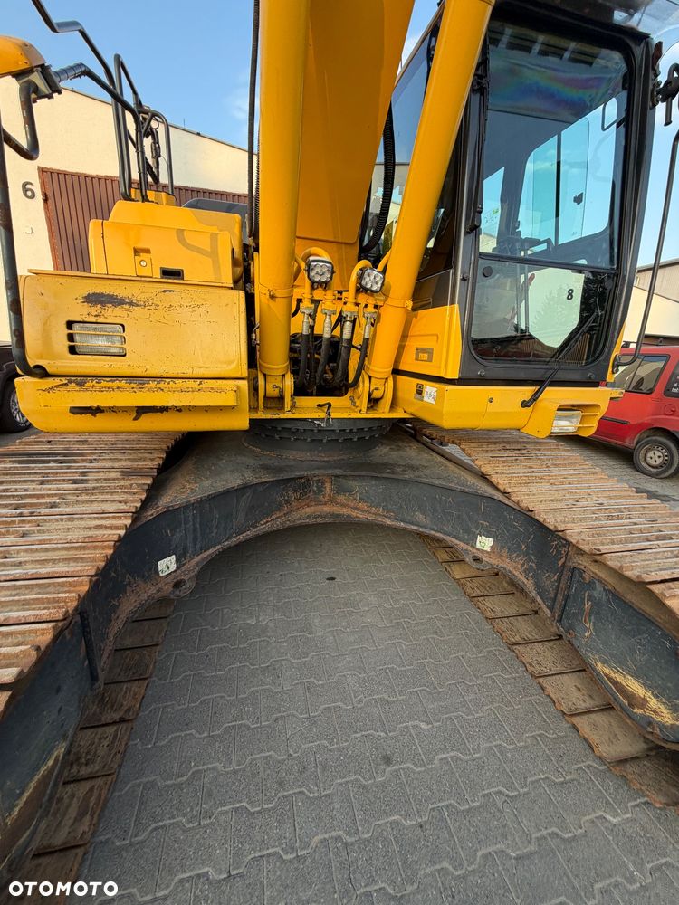 Komatsu PC240LC-11 - 13