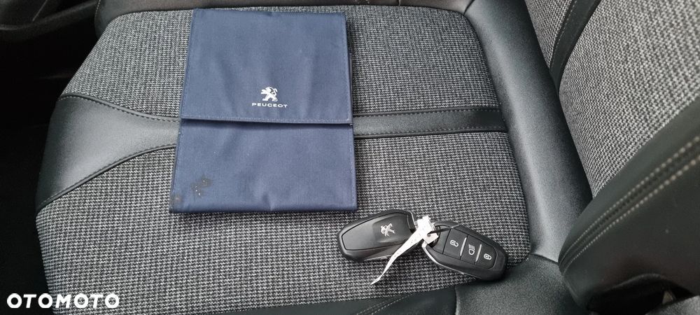 Peugeot 5008 1.5 BlueHDi Allure Pack S&S EAT8 - 9