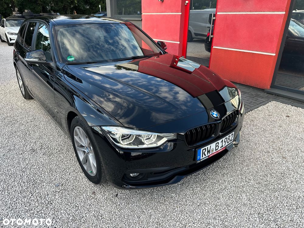 BMW Seria 3 320d Luxury Line - 17
