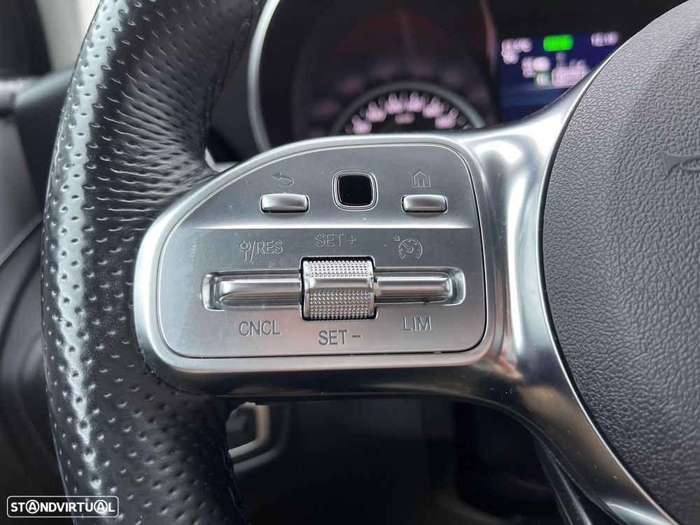 Mercedes-Benz GLC 300 e 4Matic - 22