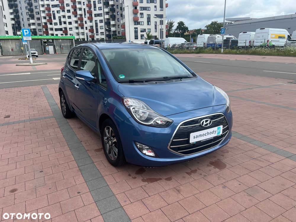 Hyundai ix20 1.4 Premium blue - 5
