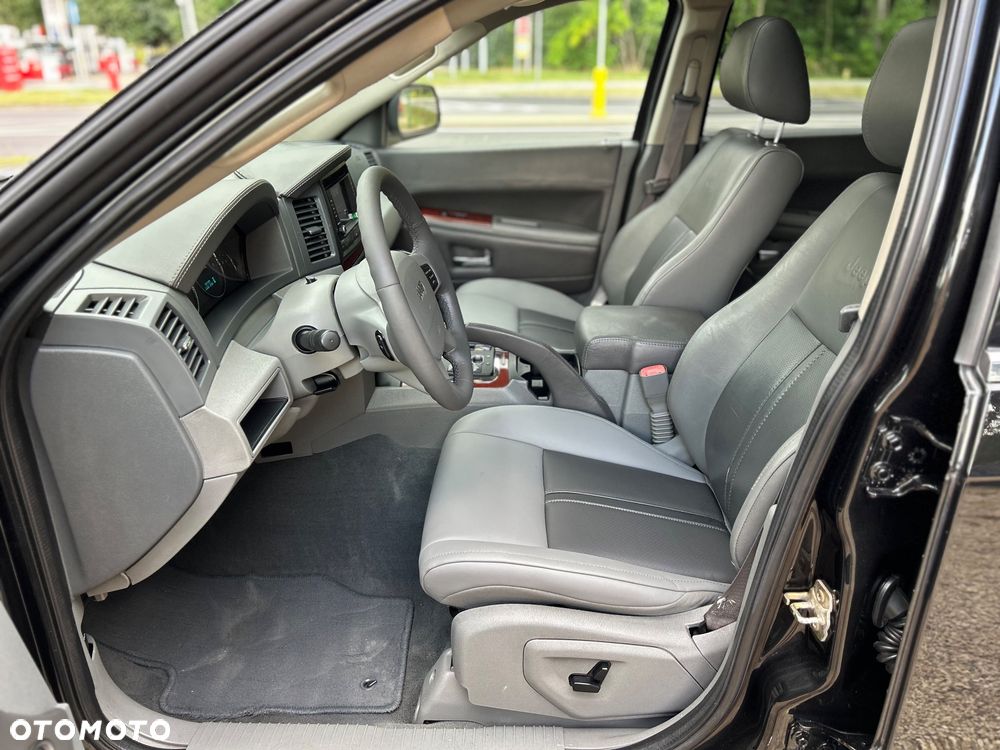 Jeep Grand Cherokee 3.0 CRD Automatik Limited - 32