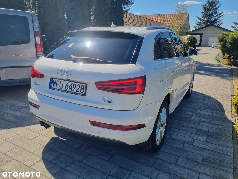 Audi Q3 2.0 TFSI Quattro S tronic sport - 2