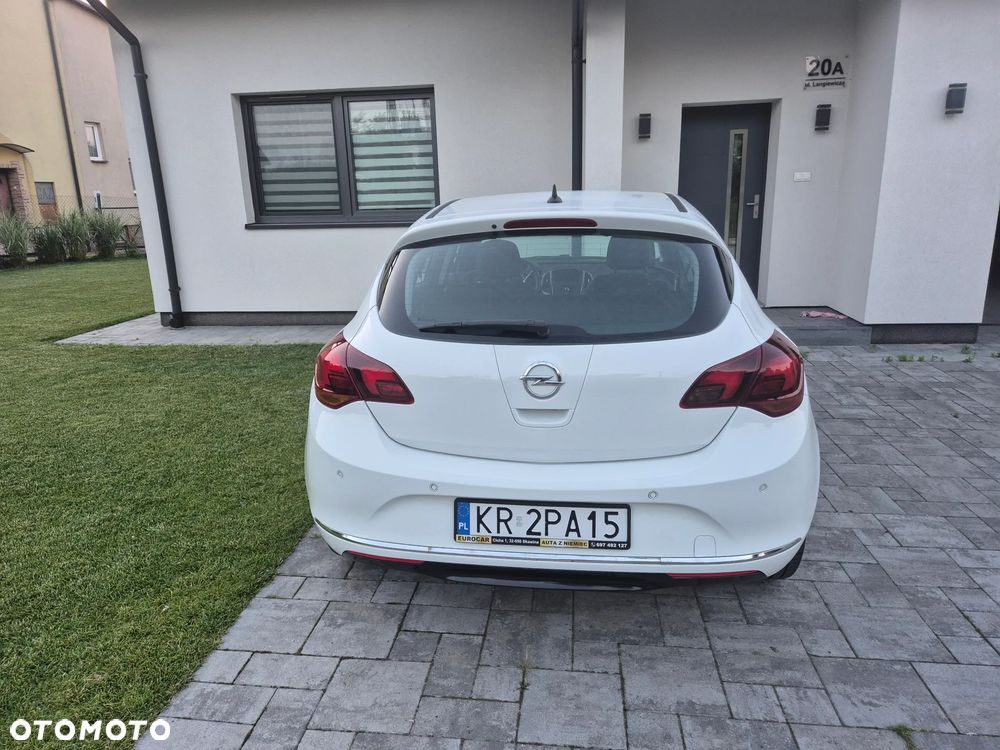 Opel Astra 1.7 CDTI Cosmo - 3