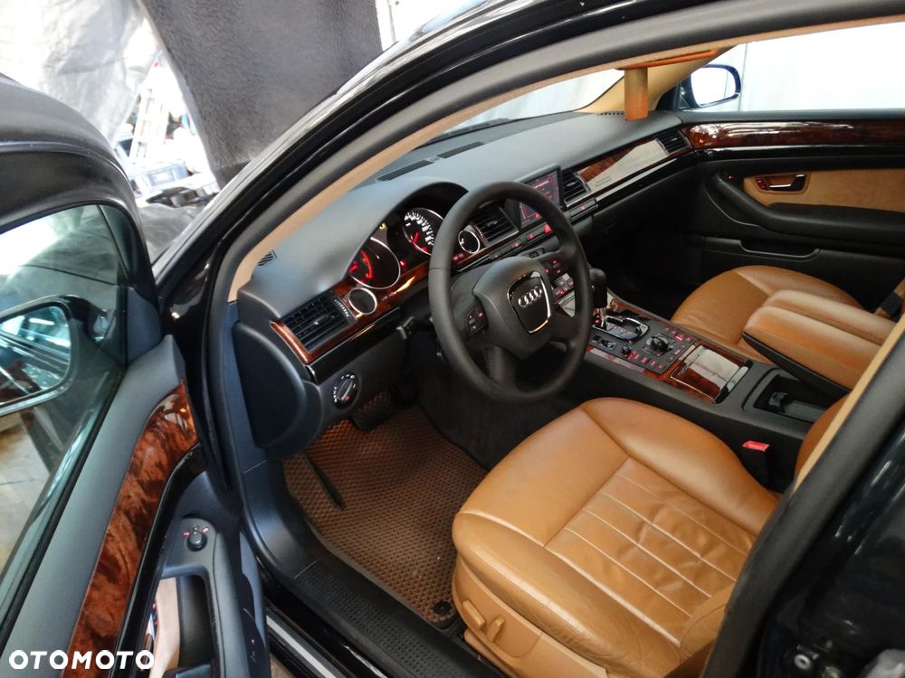 Audi A8 - 9